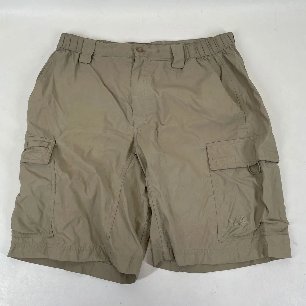 The North Face Mens Khaki Tan Nylon Ripstop Cargo Shorts Size Medium AU0W S08
